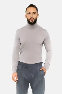Beżowy golf z wełny merino